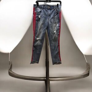 🥂Boom Boom Jeans Blue Cropped Jeans with Red Stripes🥂